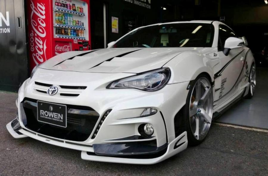  Toyota GT 86 by Rowen 2014 года  (фото 3 из 15)
